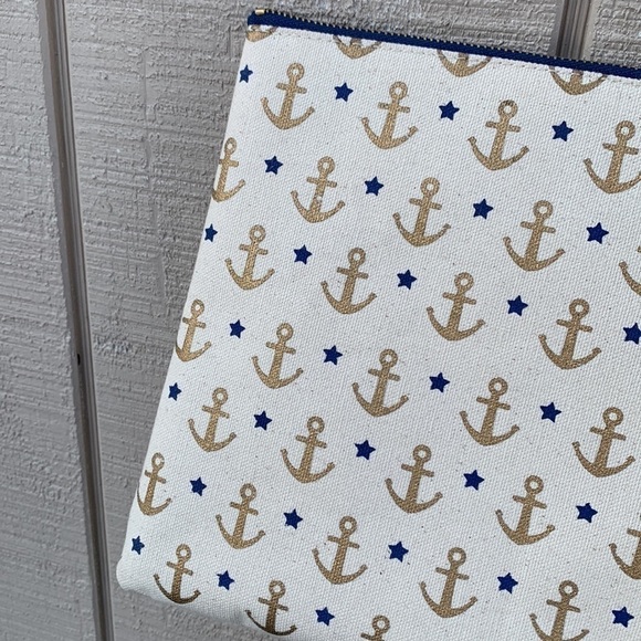 NWOT Canvas Nautical Anchor and Star Print Clutch - Picture 5 of 12
